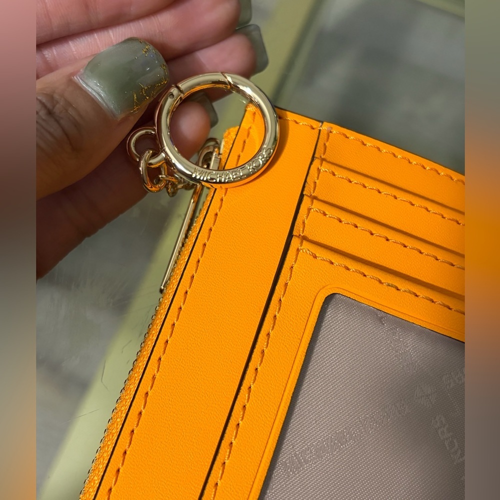 Michael Kors Jet Set Small Coin Purse - Picture 4 of 9